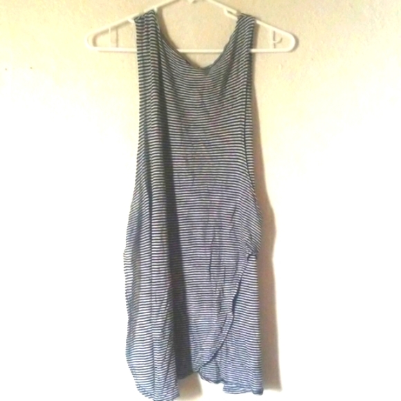 Audrey 3+1 Blouse ($5 Sale) - Picture 2 of 2